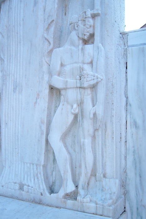 100_1902 small NEMEA.jpg - 239110 Bytes